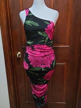 "Rosalia" Ruched Midi Dress One-Shoulder Black with Hot Pink Floral Print